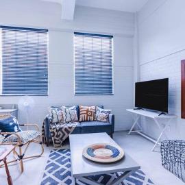 Modern 1 bedroom apartment in Braamfontein Werf، فندق في جوهانسبرغ