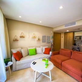 Mangroovy - 1BR Glamorous Gouna view condo, hotel in Hurghada