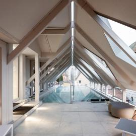 Design Boutique Hotel & Spa Goldene Rose、ディンケルスビュールのホテル