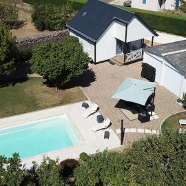 Gîte chalet-piscine "Belle-Etoile" Touraine Anjou, hotel in Courcelles-de-Touraine
