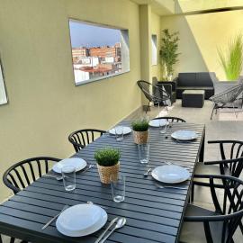 Apartamento Vive Zaragoza IV, hotell i Zaragoza