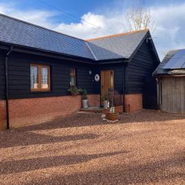Cozy Gnome Cottage Annex near Sidmouth, hotel i Ottery Saint Mary