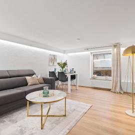 Ferien-Apartment Zaunkönig - mit priv Strandzugang - Soutterrain, hotel a Friedrichshafen