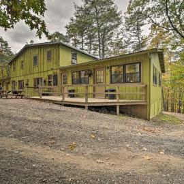 ‘Cheyenne’ Ranch Retreat Near Raystown Lake!, Hotel in Huntingdon