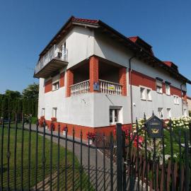 U BLIŹNIAKÓW pokoje gościnne, hotel a Gąski