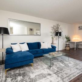 Skyline Views 1-Bedroom with Balcony and Pool