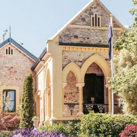 Mount Lofty House & Estate Adelaide Hills - Adults Retreat - Enjoy 21 Complimentary Inclusions, hotel em Adelaide