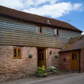 Coach House - detached cottage within 135 acres