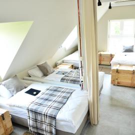 Five Point Hostel & Apartments
