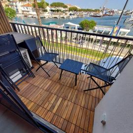Studio cabine vue port, hotel sa Le Grau-du-Roi