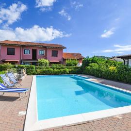 Gardaliva - Home & Garden by Garda FeWo, hotell sihtkohas Manerba del Garda