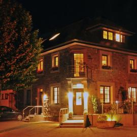 SLEEP INN Bed&Breakfast, hotel i Amblève