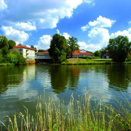 Hotel Weserschlösschen, khách sạn ở Nienburg