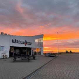 Merevaatega majutus Kärdla sadamas