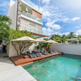 Beachcove Apartment 9 in Pereybere, Hotel in Pereybere