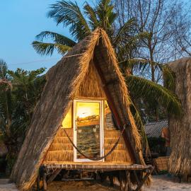 Young Wild and Free, hotel din Koh Kong