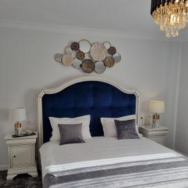 Tesa Boutique Hotel, hotelli kohteessa Târgu Neamț