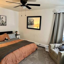 Comfortable 2BR Apt Central, hotel in Fairbanks