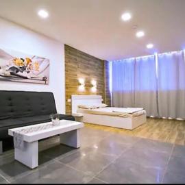 BRiGHT AND COZY STUDIO SUiTE EiLAT, hôtel à Eilat