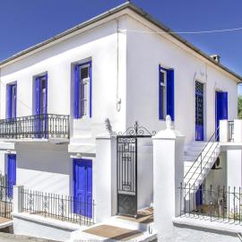 Anticlea II, hotel u gradu Vati