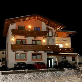 Haus Alpina & Landhaus Schöpf
