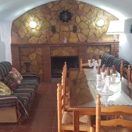 CASAS CUEVAS ELVIRA