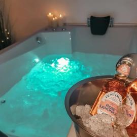Teddy Bear Jacuzzi Spa Apartment Sarajevo