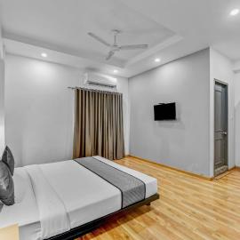 UPAR Hotels Nungambakkam Nearby US Consulate Apollo hospital Sankara Nethralaya