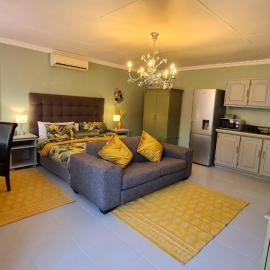 Arum Lily Guest Rooms, hotel a Pretòria