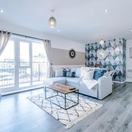 Formby Village Apartments By Greenstay Serviced Accommodation - Perfect For SHORT & LONG STAYS - Couples, Friends, Families & Business Travellers All Welcome - Dog Friendly - 7, hótel í Formby