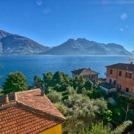 2-Bedroom Airconditioned Lakeview Apartment, hotel in Acquaseria