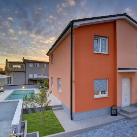 Top Villa mit privatem Pool, WLAN, Sonnenliegen, Terrasse und eigenem Grillbereich