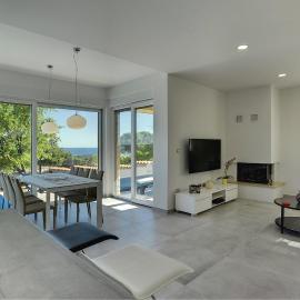 Traumhafte Villa mit privatem Pool, Sauna, Meerblick