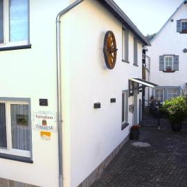 Ferienhaus Therese, hotelli kohteessa Kobern-Gondorf