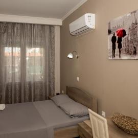Tzamtzis Apartments