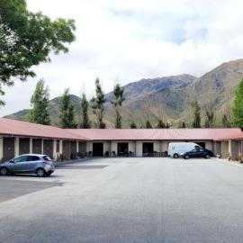 Sierra Motel and Apartments, hótel í Omarama