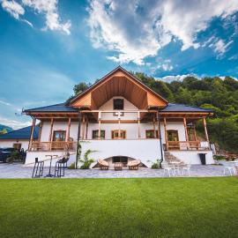 Conacul Sanct Gurgh, hotel em Cormaia