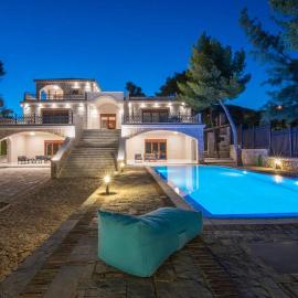 villa lion