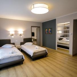 Pensiunea AS, hotel a Floreşti