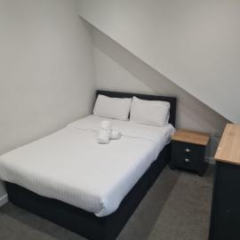 SELF CHECK IN APARTMENT in BARNSLEY CENTRAL: Barnsley şehrinde bir otel