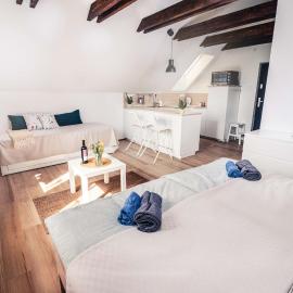 Apartmán Podkroffka, hotel in Bořetice