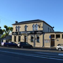 The Prince Albert Backpackers & Bar, hotel u gradu 'Nelson'