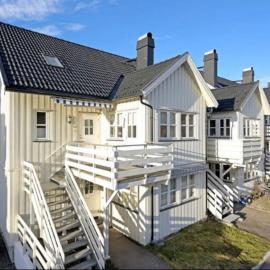 120m2 Tønsberg Brygge Solrike terrasser Parkering, hotel in Tønsberg