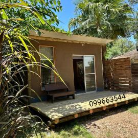 Casita piriapolis punta negra 099-66-35-44, hotel a Punta Colorada