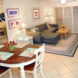 Ocean Life Beach Condo - Only Steps to the Beach, מלון בסיינט אוגוסטין ביץ'