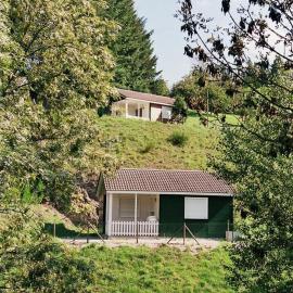 Camping La Douce Ardèche, hotel i Désaignes