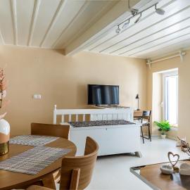 Selini Lovely Apartment