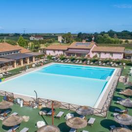 Fattoria Palazzeta - Pet & Family Friendly, מלון בצ'צ'ינה