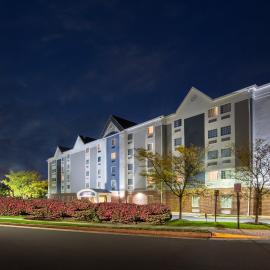 Candlewood Suites Manassas by IHG، فندق في ماناساس