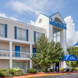 Baymont by Wyndham Peoria, hotel en Peoria